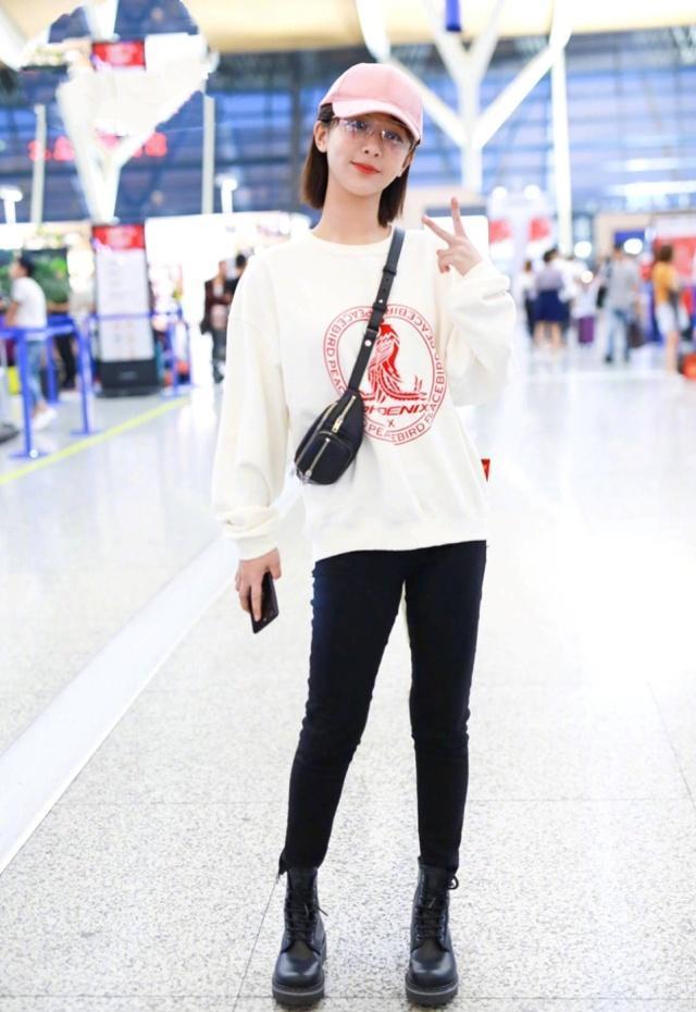 女神|宋佳穿睡衣也时尚,倪妮成街拍女神,论私服穿搭的秘密