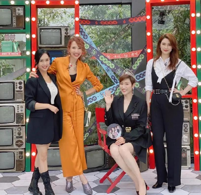 下半身|陈法蓉真扛老,“港圈四美”同台一目了然,年龄最大看着最年轻