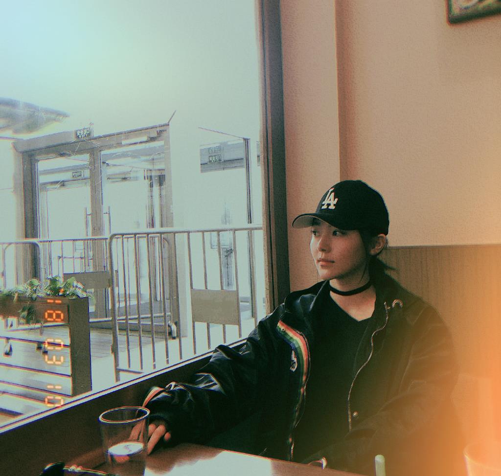 身材|今天的邹凯和高蜜离婚了吗？看黄梦莹戏里戏外，演绎时尚穿搭