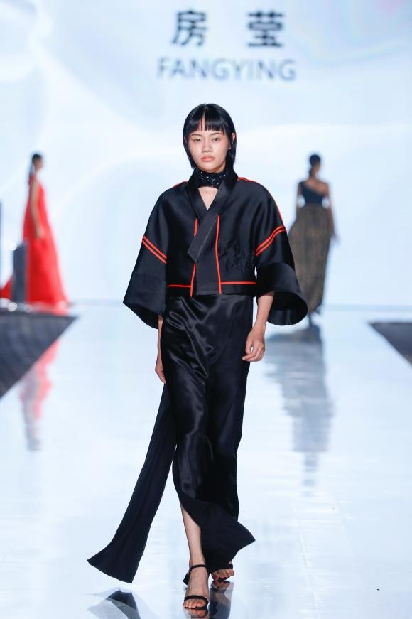 文化|2021服贸会首现时尚新亮点，首钢园迎来房莹国风大师秀