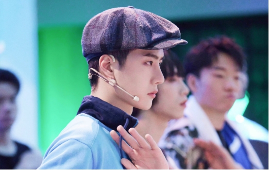 黄潇|综艺《这就是街舞》队长负责引流，主角是舞者，内容是作品