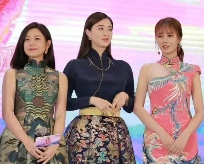 设计|蒋欣瘦身成功，与沈梦辰一样穿国风，气场差距却不是同一水平线