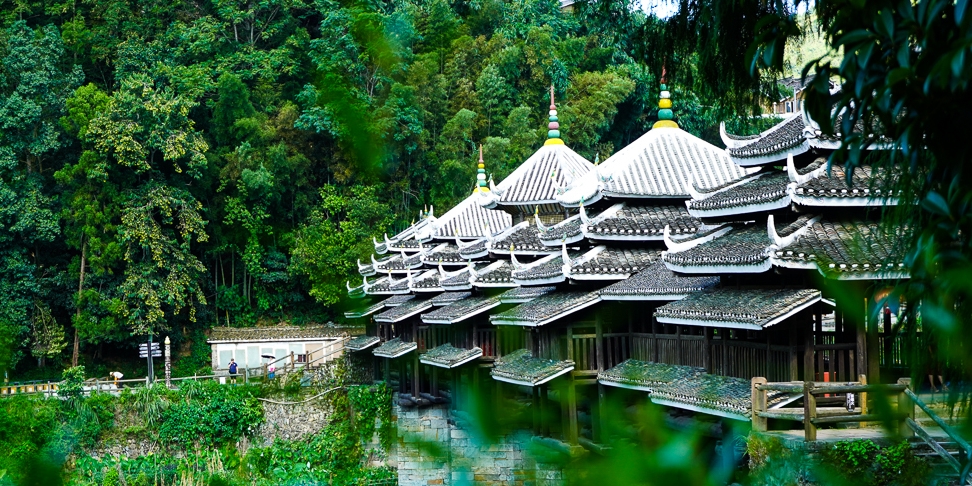 国内现存世界四座历史名桥之一，不是赵州桥，而位于广西这个侗寨