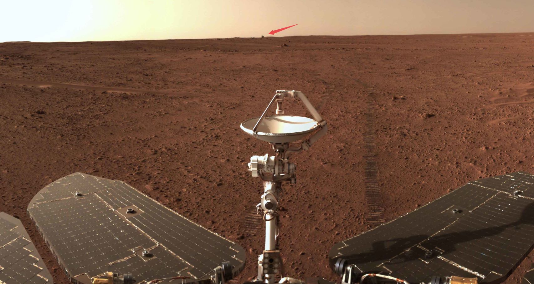 祝融号拍摄全景图庆祝在火星度过的100天即将进入安全模式