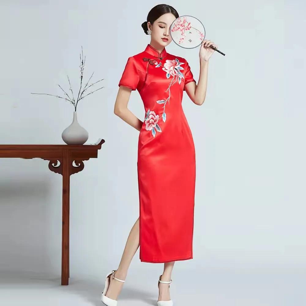 服装|宴会上的旗袍女人，优雅迷人！让你成为高端场所一道靓丽的风景线