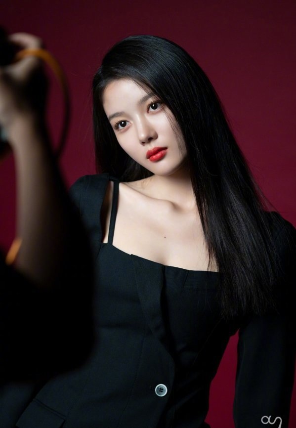 金裕贞在新剧红天机里美出新高度古装造型美到让人心脏漏拍