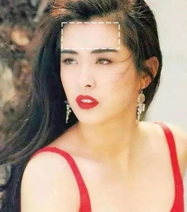 发型|她当了25年亚洲女神，换了个发型却让滤镜碎一地！