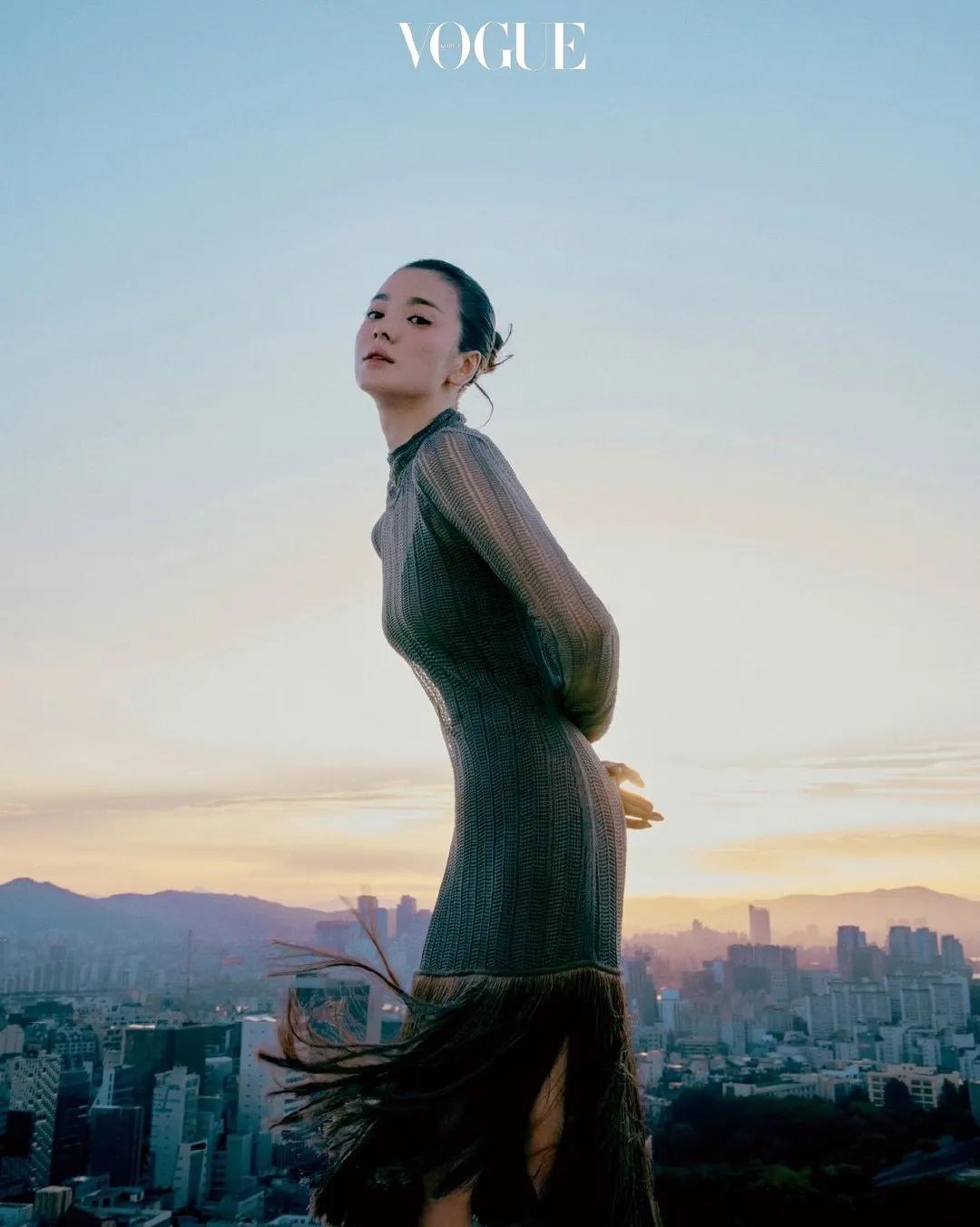 发型|她当了25年亚洲女神，换了个发型却让滤镜碎一地！