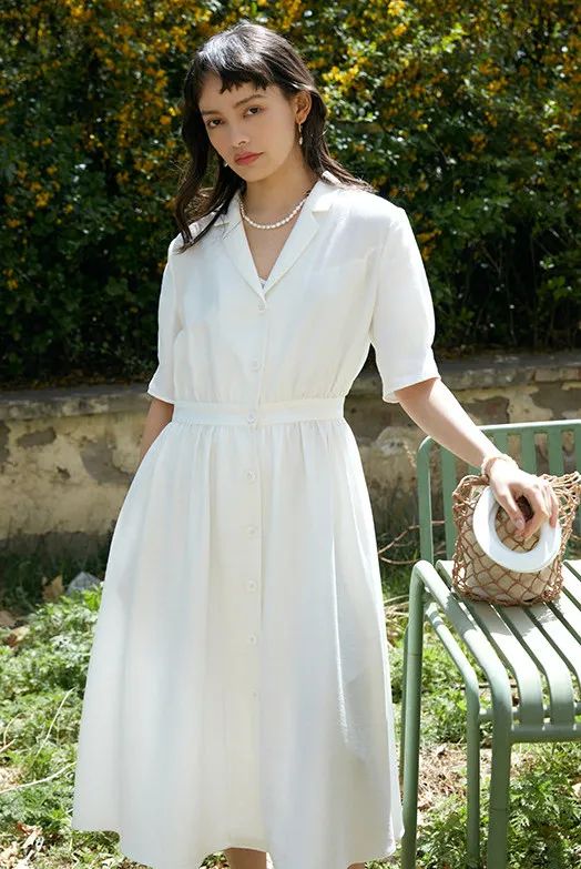 运动鞋|今夏“裙子＋运动鞋”这样穿，真好看！