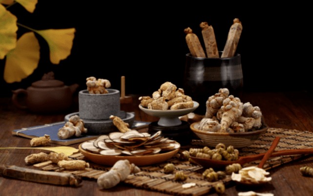 症状|脖子上长了“黑印”，遭同事吐槽没洗干净，是糖尿病要“登门”！