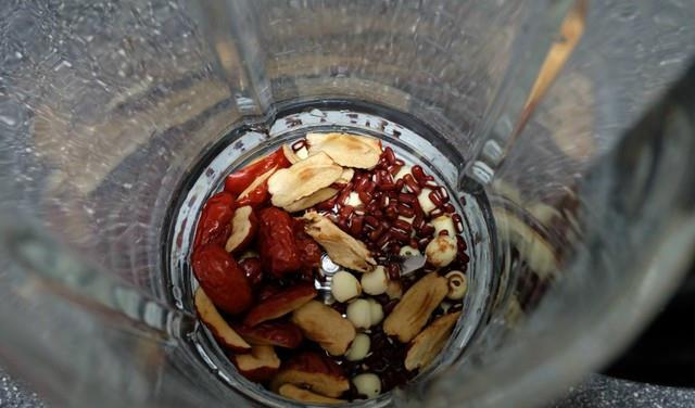 黄豆|早餐这个豆浆好，香甜细腻口感好，不用过滤家人爱喝，推荐！