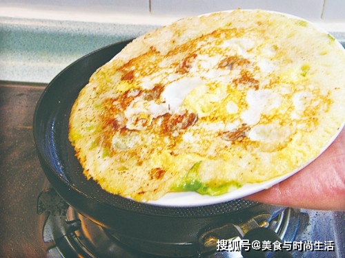 台灣名吃蚵仔煎，跟我這樣用料，味道比夜市裡的還好吃 熱愛美食 第10张