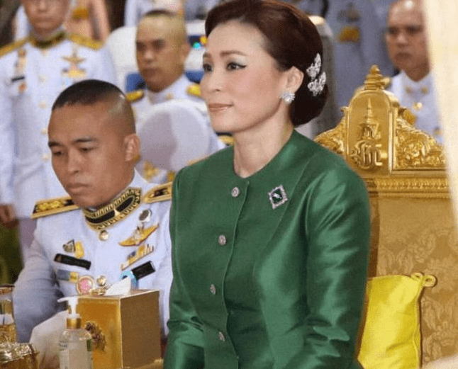 妮娜|诗妮娜终究昙花一现，苏提达的美才经典，王后的气度不是谁都有的