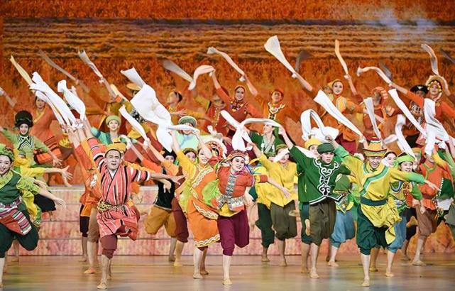 少数民族舞蹈完整版视频 ae699c0eb3c4495da1527f7208875c7f.jpeg