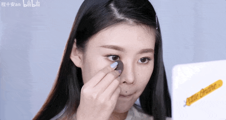 e40628f961d64d44bcec001e13e95a1f.gif