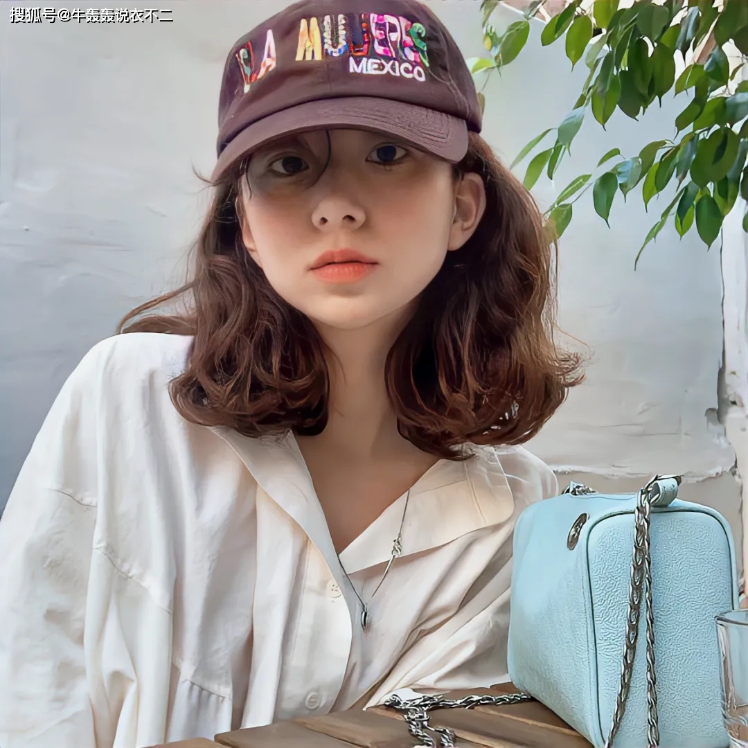 姐妹|小个子博主并不是“完美身材”，依旧好看显气质！关键在于单品选得好