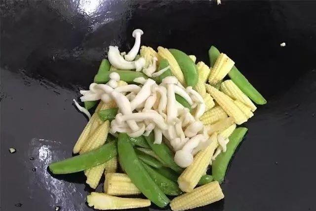 2b606724aaee46cb865afd1c71d924f0.jpeg