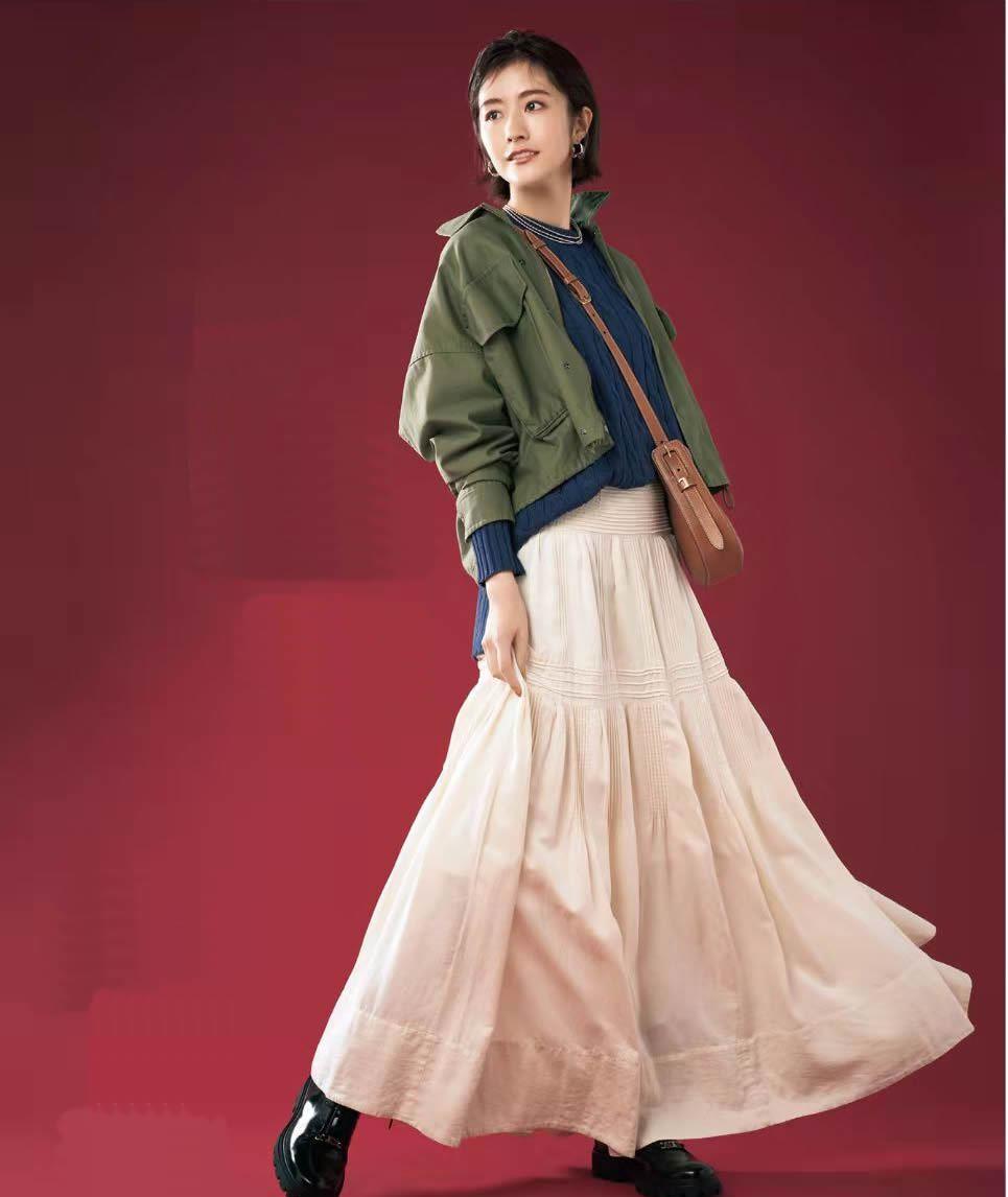 米色|越看越喜欢！13套最美的金秋“流行穿搭”，穿衣高手也为之叹服