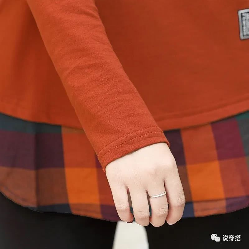 设计|婆婆52了贼会打扮，穿这：花T恤，配阔腿裤，比90后小姑还嫩
