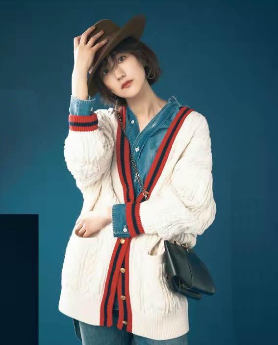 米色|越看越喜欢！13套最美的金秋“流行穿搭”，穿衣高手也为之叹服