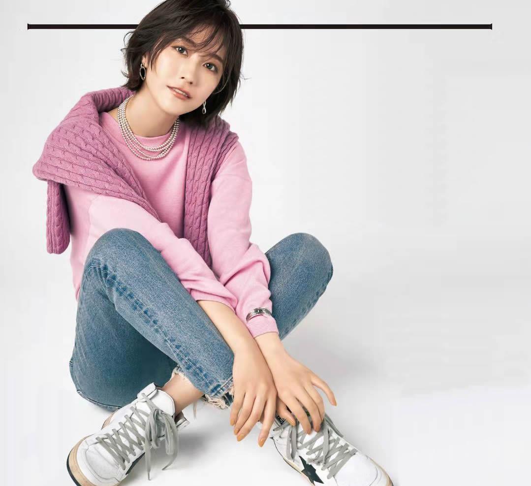 米色|越看越喜欢！13套最美的金秋“流行穿搭”，穿衣高手也为之叹服