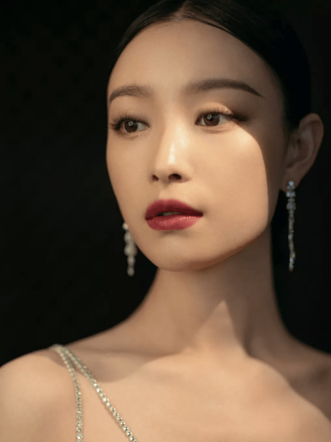 身子|倪妮:一个连女人也馋她身子的女艺人,又绝又美