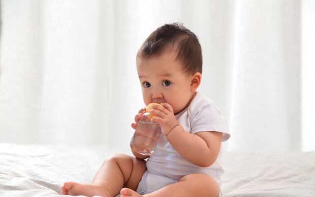 怎么才能不长痱子 f092747a43a9456bb23996aaf6305329.jpeg