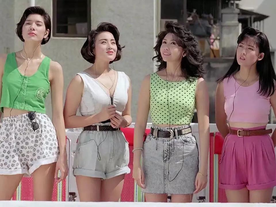 白女士|被称内娱95花颜霸的她，靠港风造型再次惊艳网友：太绝了！