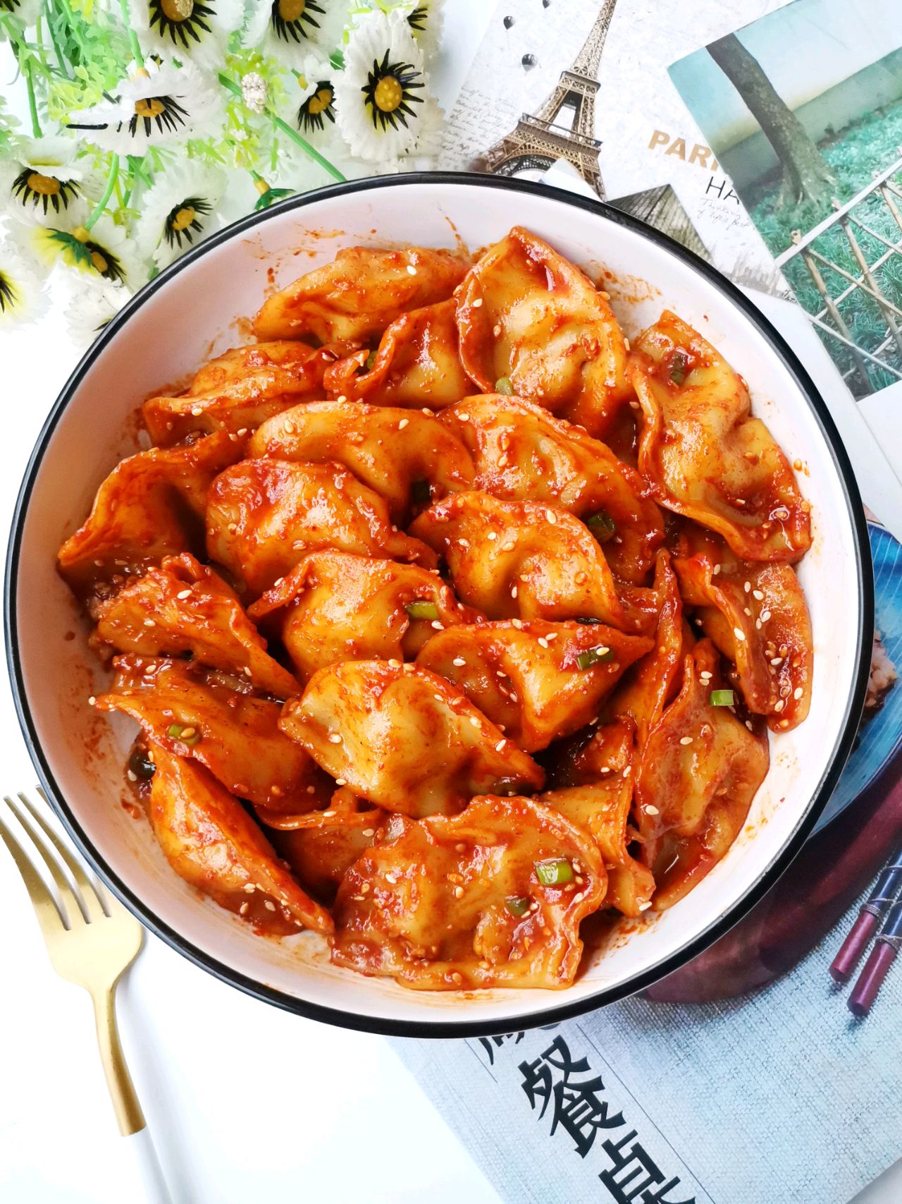 原创水饺别总煮了,这样拌一拌,香辣过瘾,一口一个真好吃