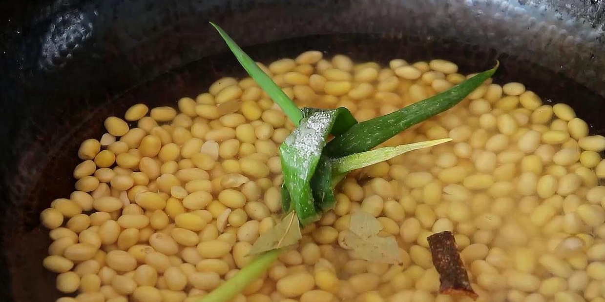 水大叔|黄豆别再打豆浆了,孩子多吃猛长个,酥脆又营养,比吃肉香