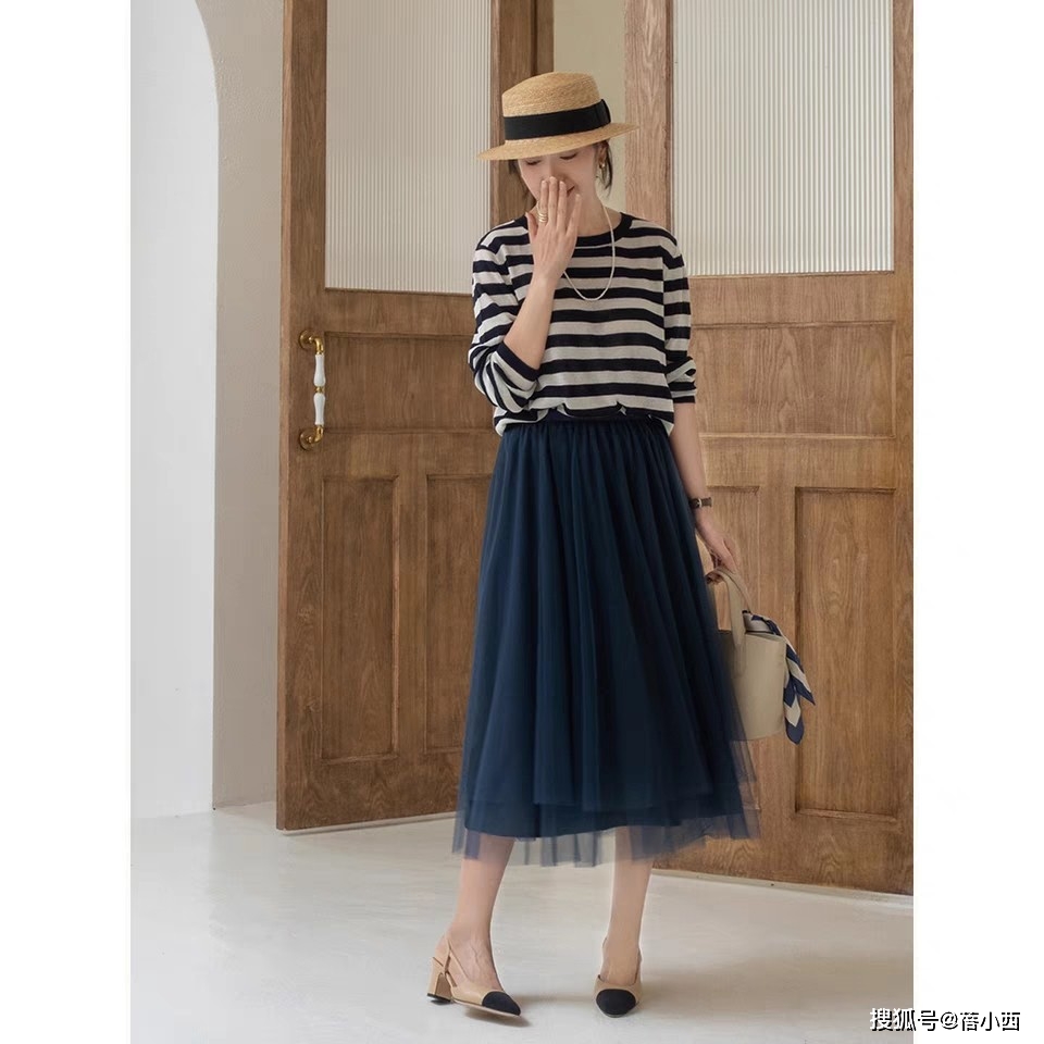 chic|早秋衣橱里必备“条纹衫”，chic！百搭！学做一个真正时髦的女人
