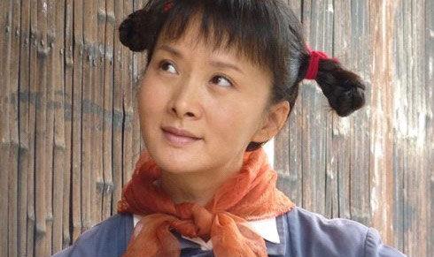 时间|谢兰:挥泪反哺聋哑父母,婚后丁克11年,39岁为爱冒险生子