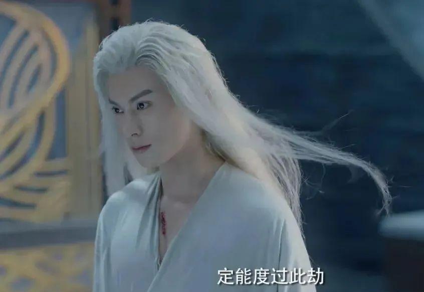 脖子|“仪态差劲”的7位明星，现代装时有多好看，演古装时就有多拉胯