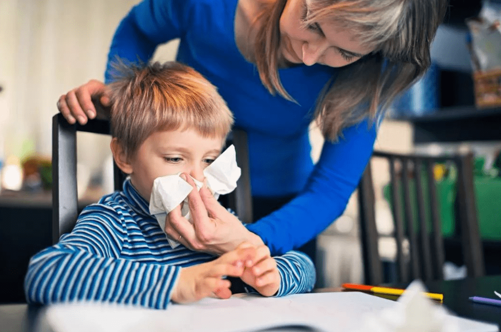 因为|即将入秋,少让孩子吃三种零食,否则容易小病不断,甚至牵连入冬