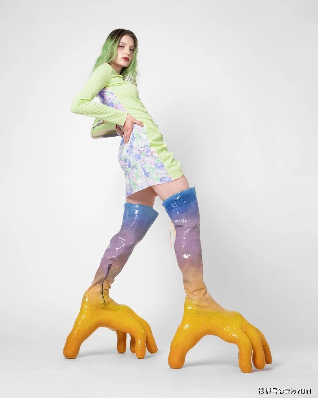 设计|新锐设计师|靠怪兽五指鞋出圈的服装设计师宝藏品牌