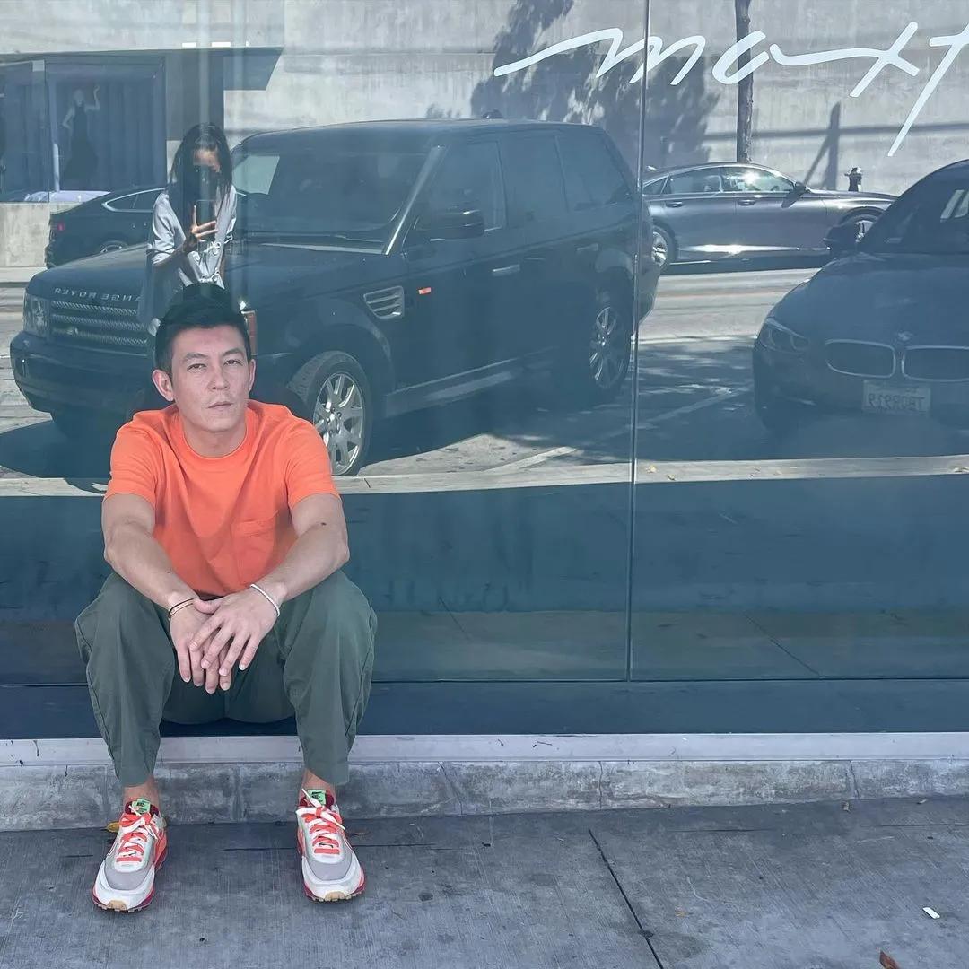 路数|陈冠希亲自为新鞋带货,Sacai加持也无法挽救!