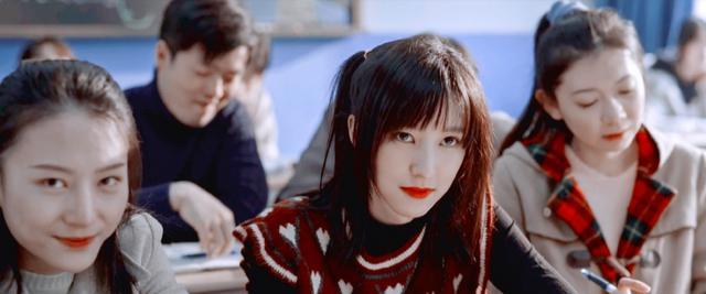 杨玲|如何复刻《乔家的儿女》的九十年代时髦？