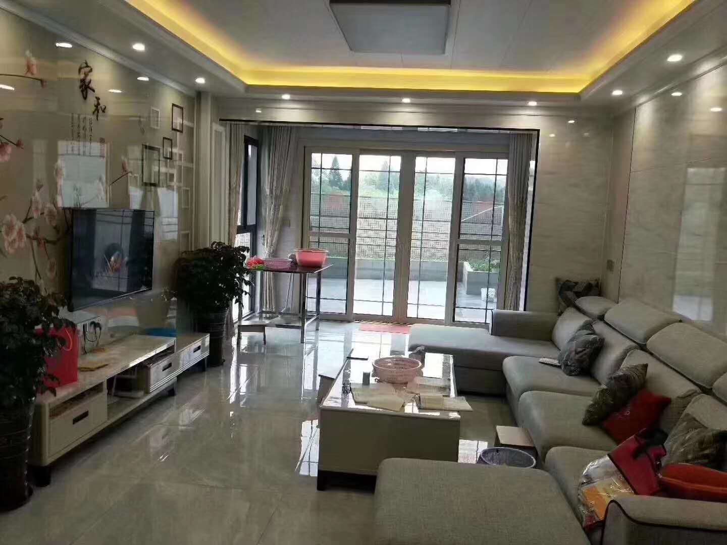 客厅瓷砖颜色不一样怎么办 fa56faaee0d34028bc4a55a19a76d1b0.jpeg