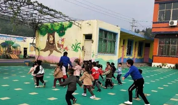 什么|“妈妈我不想去幼儿园”，宝宝不愿上幼儿园？没有解决不了的事儿