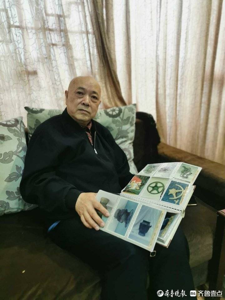 原创扭头跪坐人像可能是底座壹点独家采访三星堆文物修复大师杨晓邬