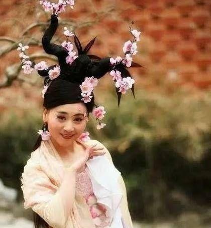 眼睛|当造型师的工资被拖欠--那些雷死人不偿命的造型