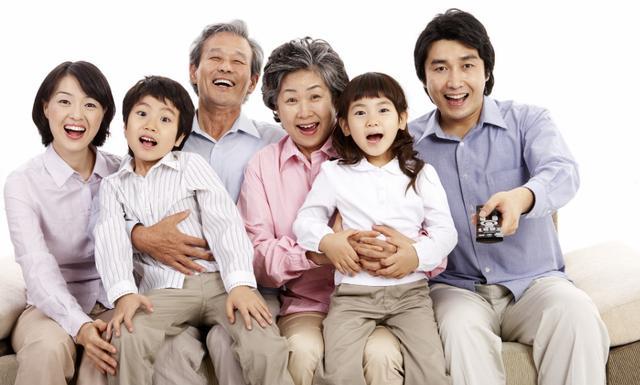 因为|新婚被婆婆立了规矩：工资低的做饭，儿媳晒出工资单后逆转局面