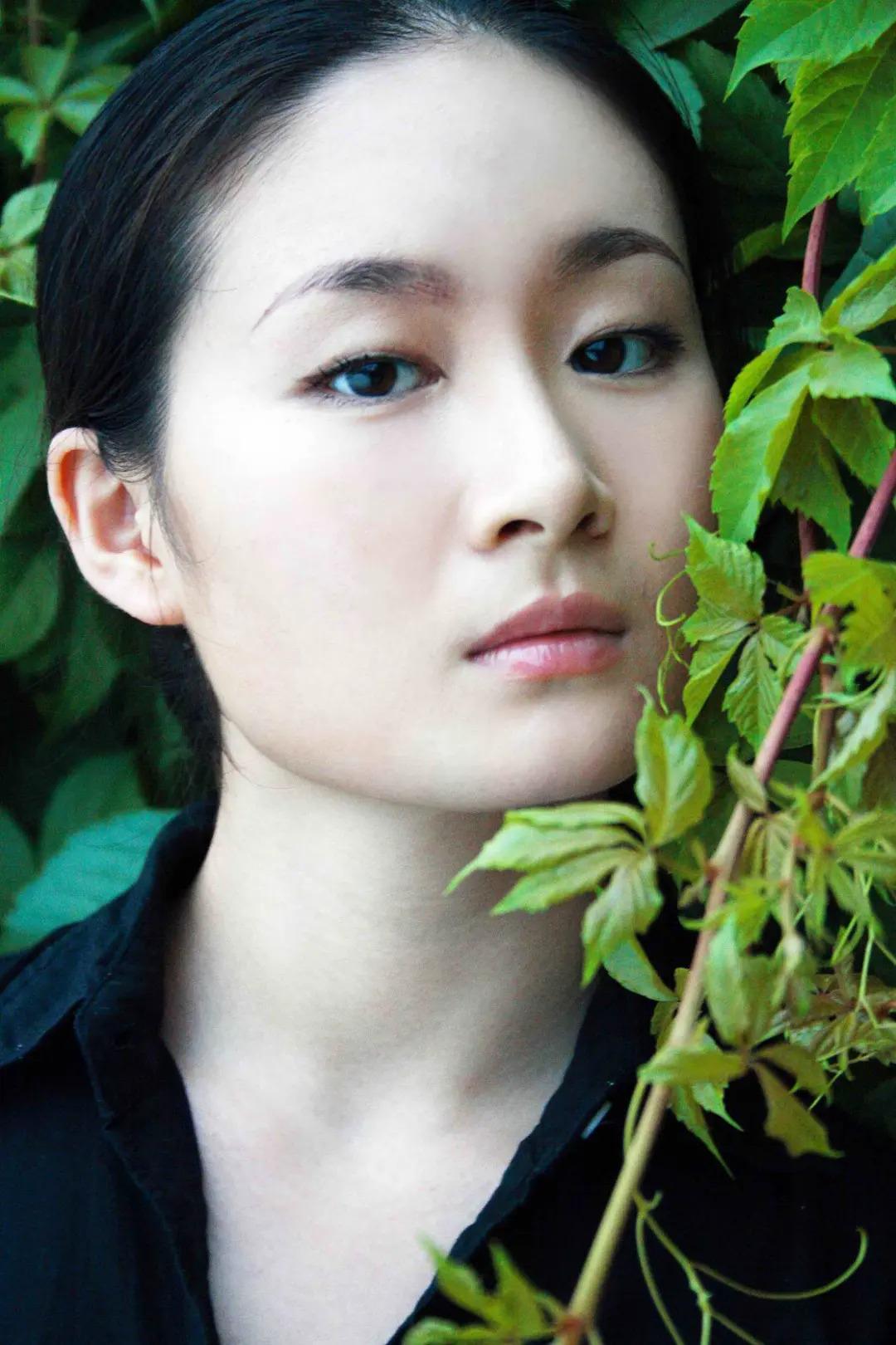 让人念念不忘的王小蒙王亚彬离开赵本山后她一样大杀四方