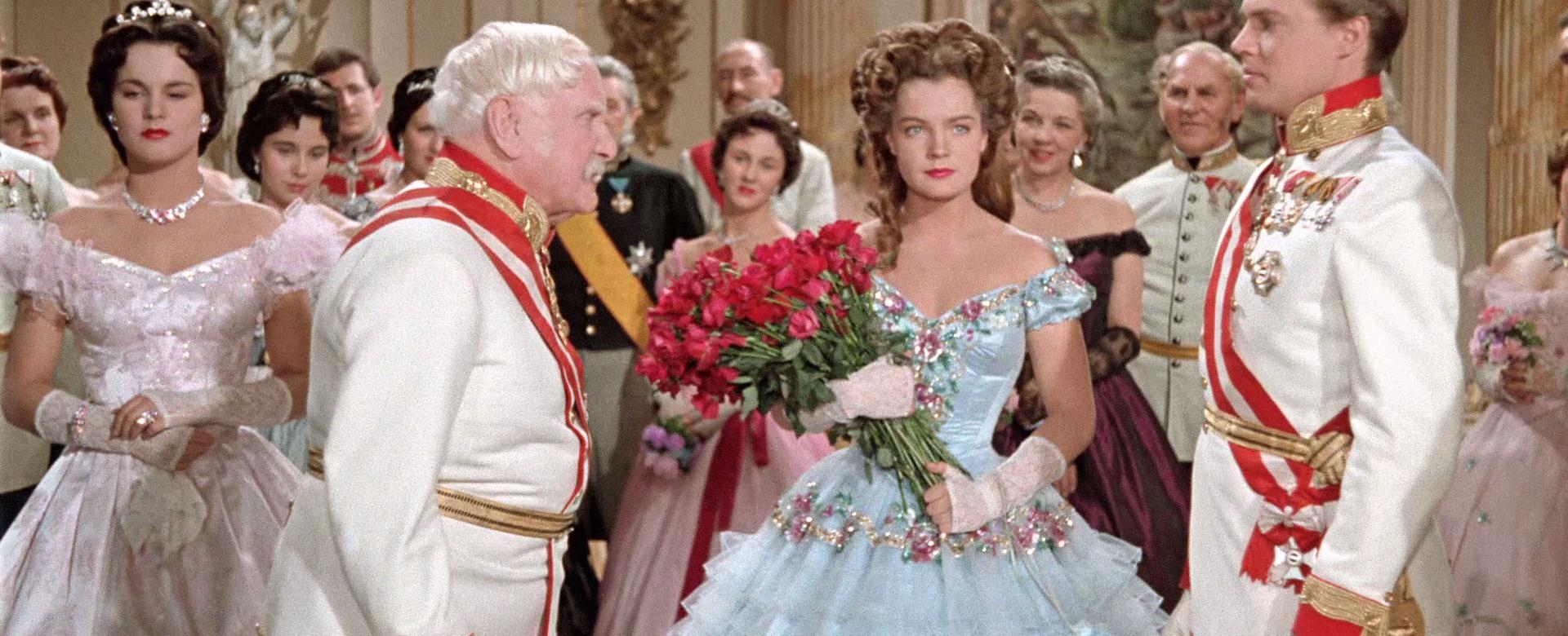 假发|茜茜公主三部曲背后的7个秘密：超6公斤的假发让罗密头疼