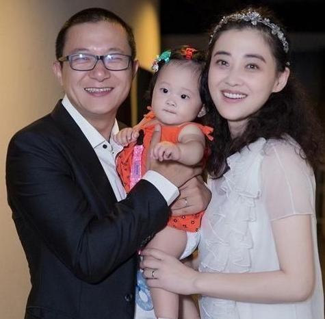 王艺甜签约哪家经纪公司详细个人资料以及出道背景起