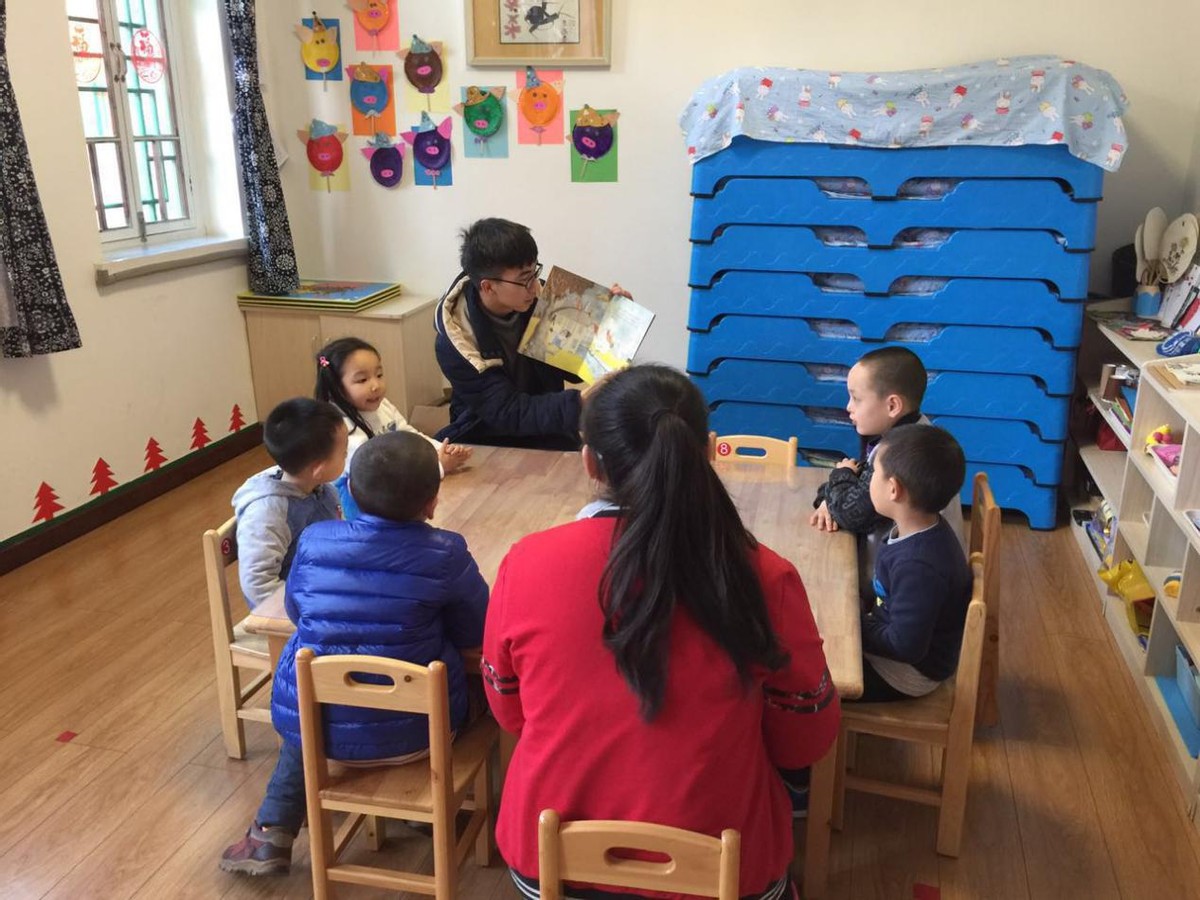 进行|多地幼儿园招生遇冷，家长排队抢名额成过去式，民办学校也不香了