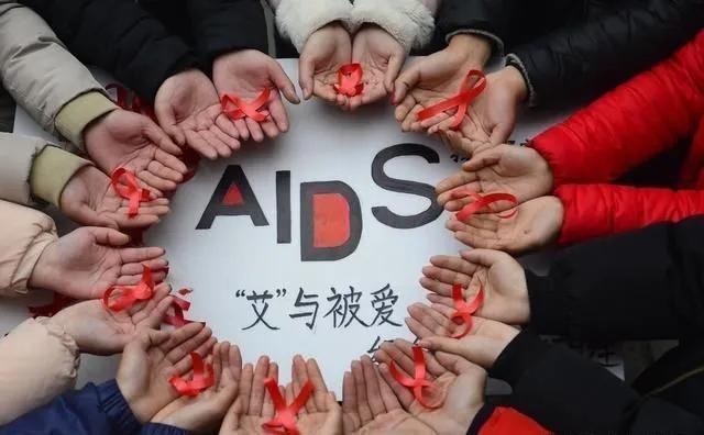 年龄组|世界预防自杀日|请给这个患者群体多点关爱和理解