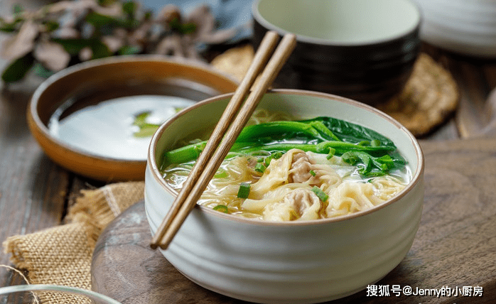 面的|秋季常给孩子做这份早餐，5分钟出锅，清淡不油腻，好吃营养高