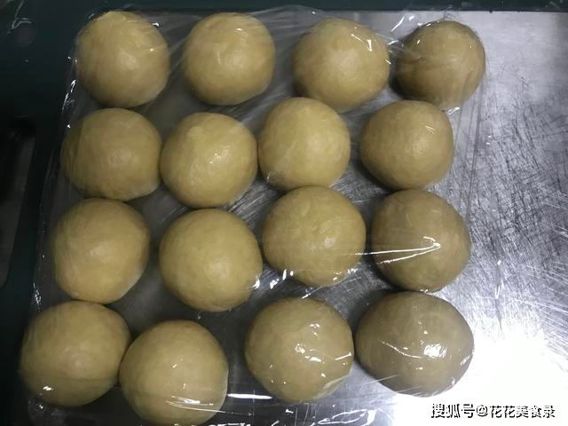 进行|孩子早餐不用愁，用它做面包，营养丰富又养身，老人孩子都爱吃