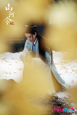 谷主|《山河令》温客行红衣帅翻！温客行10套古装造型，花花绿绿的衣服只有他能驾驭